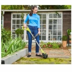 Nettoyeur De Sol RYOBI 18V LithiumPlus OnePlus - 1 Batterie 4.0 Ah - 1 Chargeur RY18PCB-140 -France Tondeuse Soldes Boutique 30095633 2